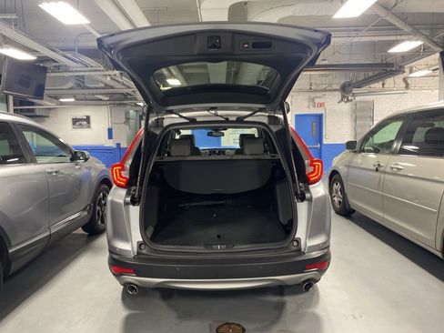 Used 2018 Honda CR-V Touring image 13