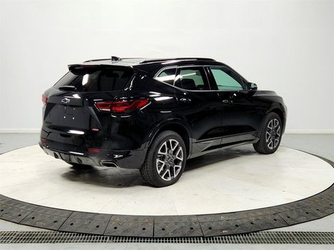 Used 2025 Chevrolet Blazer RS image 7