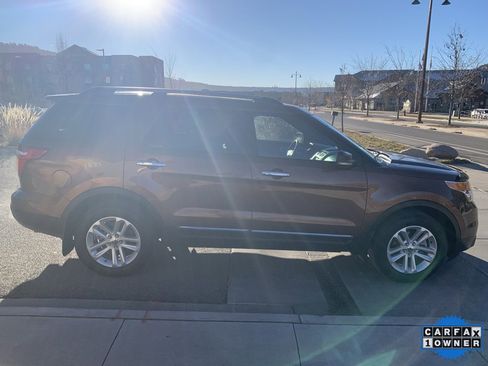 Used 2011 Ford Explorer XLT w/ 202A Rapid Spec Order Code image 9