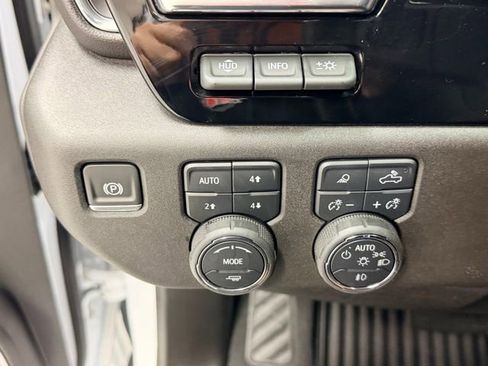 Certified 2025 Chevrolet Silverado 2500 High Country w/ Technology Package image 19