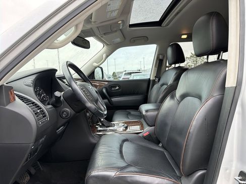 Used 2020 Nissan Armada SL w/ Premium Package image 11