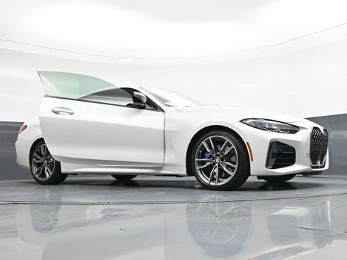 Used 2022 BMW M440i Coupe w/ Premium Package image 42