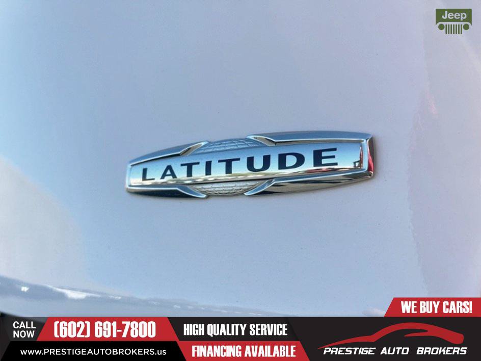 Used 2015 Jeep Cherokee Latitude w/ Comfort/Convenience Group FWD image 14