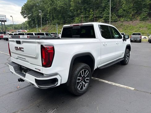 New 2026 GMC Sierra 1500 AT4 w/ AT4 Premium Package AWD/4WD image 4