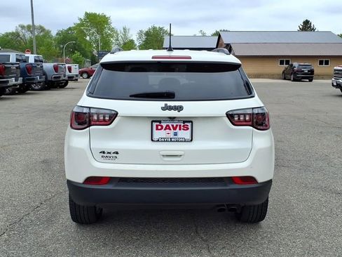Used 2021 Jeep Compass Latitude AWD/4WD image 4