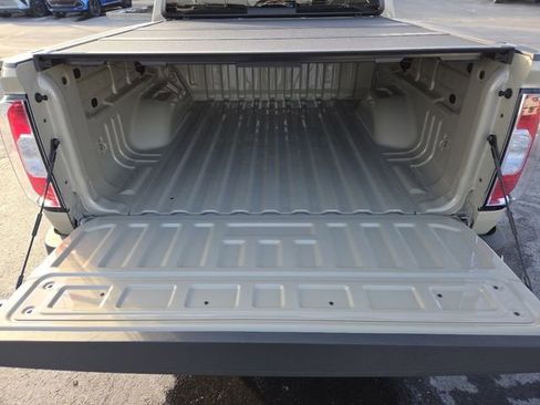 Used 2022 GMC Canyon Elevation w/ Elevation Premium Package image 23