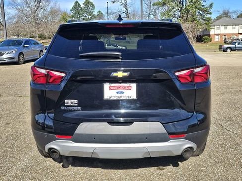 Used 2019 Chevrolet Blazer LT image 5