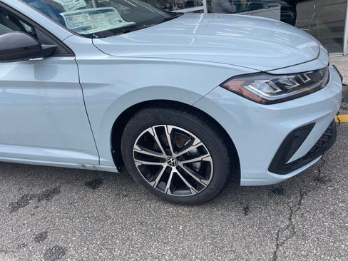 New 2026 Volkswagen Jetta Sport FWD image 4