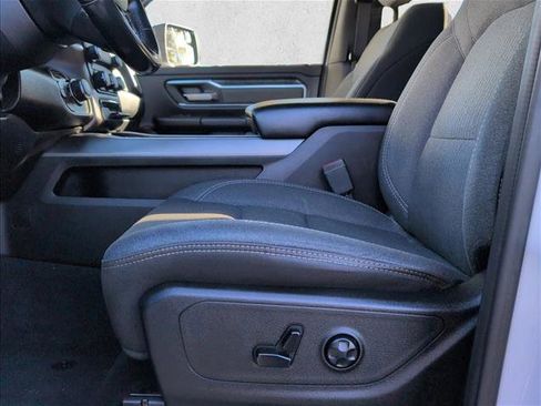 Used 2019 RAM 1500 Big Horn image 12