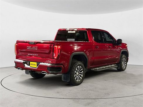 Used 2022 GMC Sierra 1500 AT4 w/ AT4 Premium Package image 5