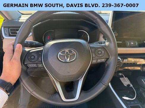 Used 2023 Toyota RAV4 XLE Premium image 18