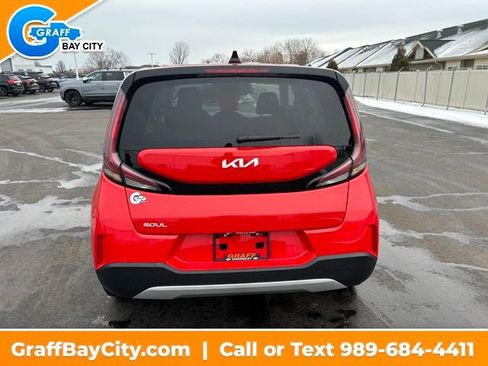 Used 2024 Kia Soul LX w/ Option Group 015 image 4
