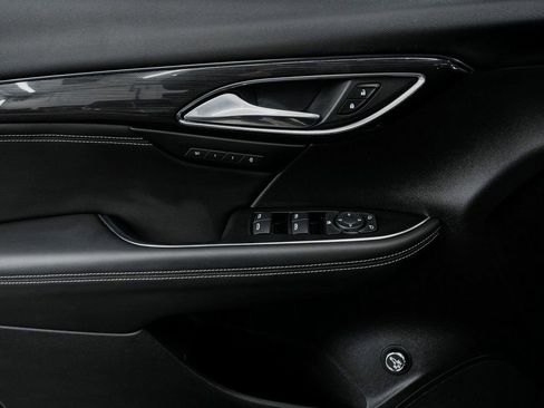 Used 2023 Buick Envision Essence w/ Sport Touring Package image 12