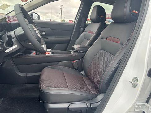 New 2026 Nissan Kicks SR w/ SR Premium Package image 15