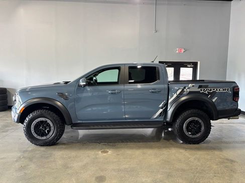 Used 2025 Ford Ranger Raptor AWD/4WD image 2