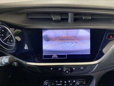 Used 2023 Buick Encore GX Select w/ Safety Package II image 41