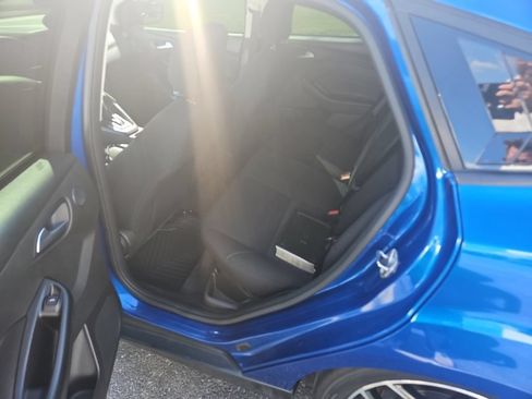 Used 2018 Ford Focus SEL FWD image 5