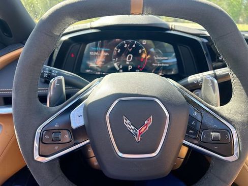 Used 2023 Chevrolet Corvette Stingray Preferred Conv w/ Z51 Performance Package RWD image 18