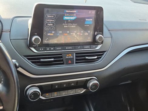 Used 2020 Nissan Altima 2.5 SR FWD image 23