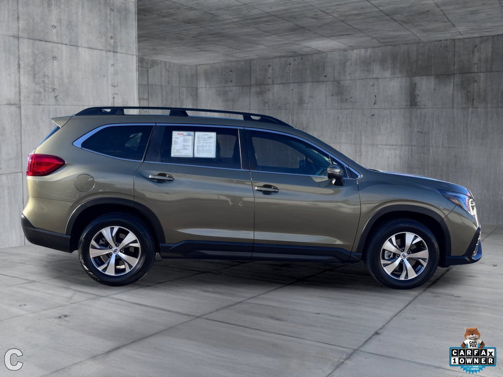Used 2023 Subaru Ascent Premium w/ Convenience Package AWD/4WD image 8