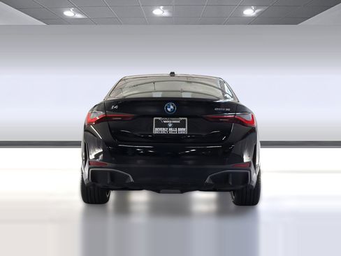 Used 2023 BMW i4 eDrive35 w/ Premium Package image 10