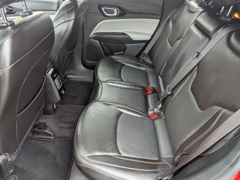 Used 2023 Jeep Compass Limited AWD/4WD image 16