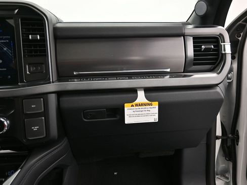 New 2026 Ford F250 Platinum image 23