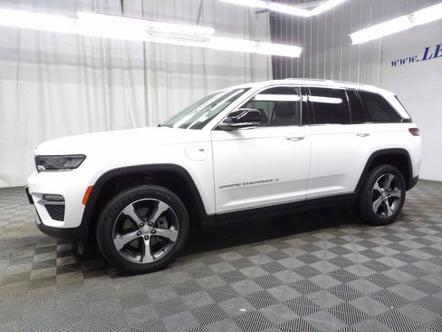 Used 2022 Jeep Grand Cherokee Limited 4xe AWD/4WD image 7