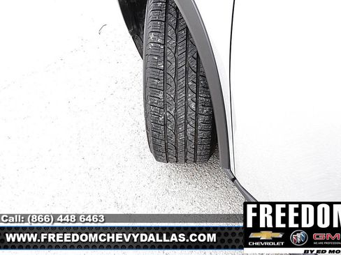 Used 2024 Nissan Rogue S FWD image 43