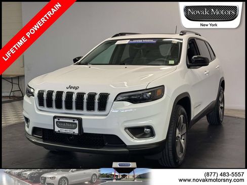 Used 2022 Jeep Cherokee Limited AWD/4WD image 4