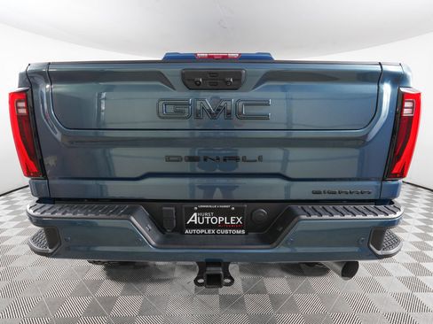 Used 2025 GMC Sierra 2500 Denali Ultimate image 7