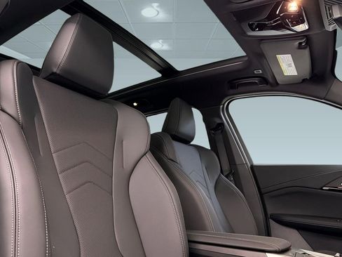 Used 2026 BMW X1 xDrive28i w/ Convenience Package image 15