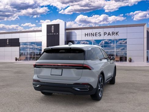 New 2026 Lincoln Nautilus Premier w/ Equipment Group 102A AWD/4WD image 8