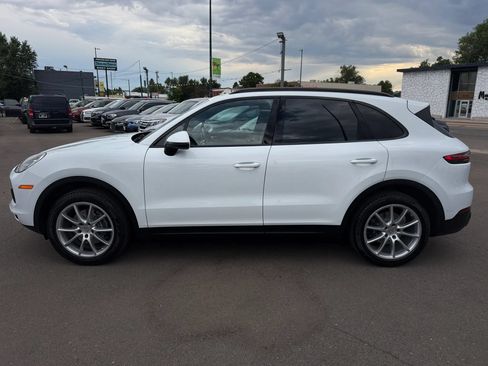 Used 2019 Porsche Cayenne AWD/4WD image 6