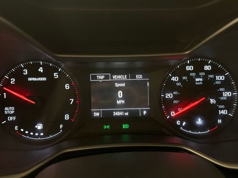 Used 2023 Chevrolet TrailBlazer LS FWD image 10