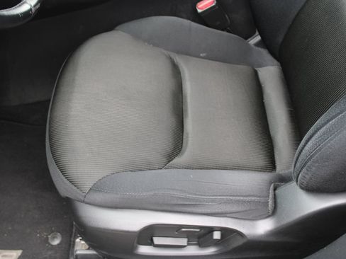 Used 2019 MAZDA CX-9 Sport FWD image 17