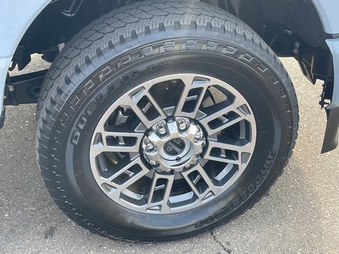 Used 2024 Ford F250 Limited w/ FX4 Off-Road Package image 26