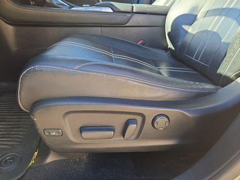 Used 2018 Lexus RX 350L Luxury image 17