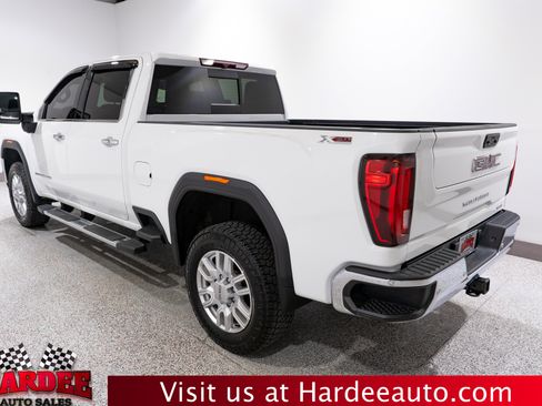 Used 2023 GMC Sierra 2500 SLT w/ SLT Preferred Package AWD/4WD image 3