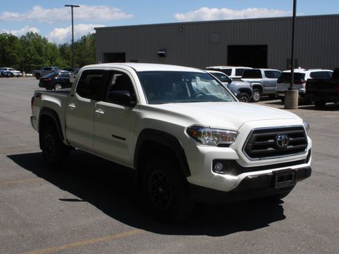 Used 2023 Toyota Tacoma SR5 w/ SX Package AWD/4WD image 3
