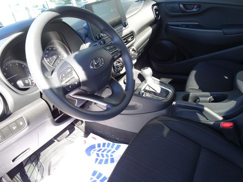 Used 2023 Hyundai Kona SEL AWD/4WD image 11