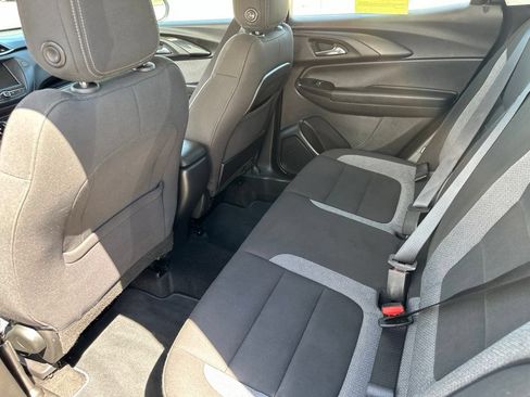 Used 2023 Chevrolet TrailBlazer LS AWD/4WD image 18