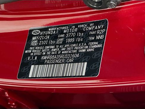 Used 2024 Hyundai Venue SE image 30