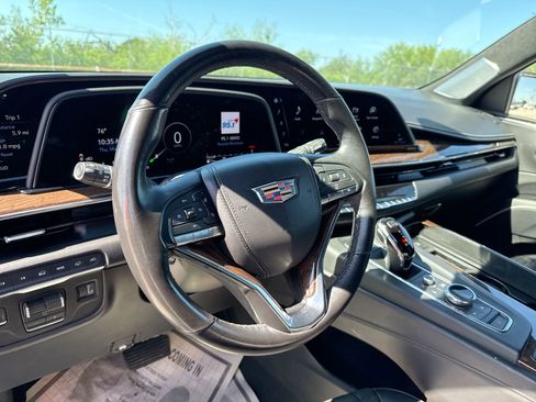 Used 2021 Cadillac Escalade Premium Luxury Platinum AWD/4WD image 11