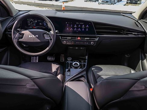 Certified 2024 Kia Niro Wave image 20