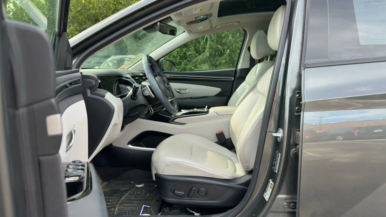 Certified 2024 Hyundai Tucson Limited AWD/4WD image 5