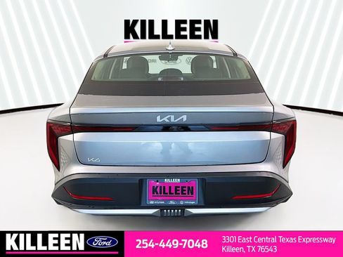 Used 2025 Kia K4 FWD image 8