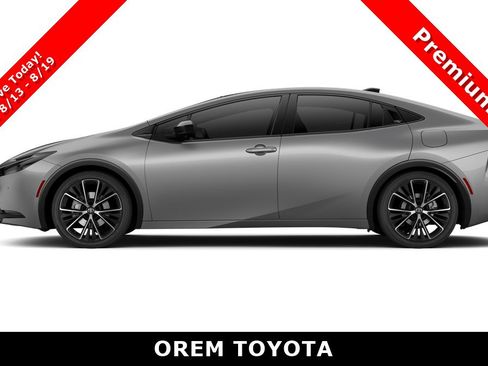 New 2027 Toyota Prius Limited FWD image 4