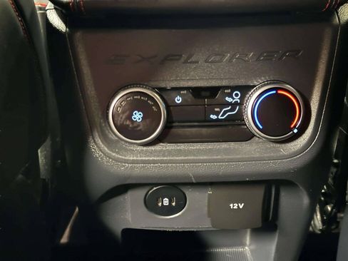 Used 2025 Ford Explorer ST-Line w/ ST-Line Street Pack AWD/4WD image 24