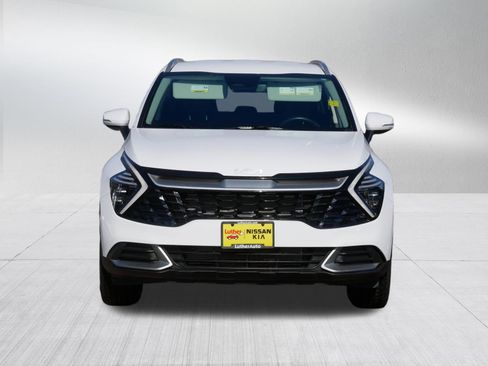 Certified 2024 Kia Sportage EX image 2